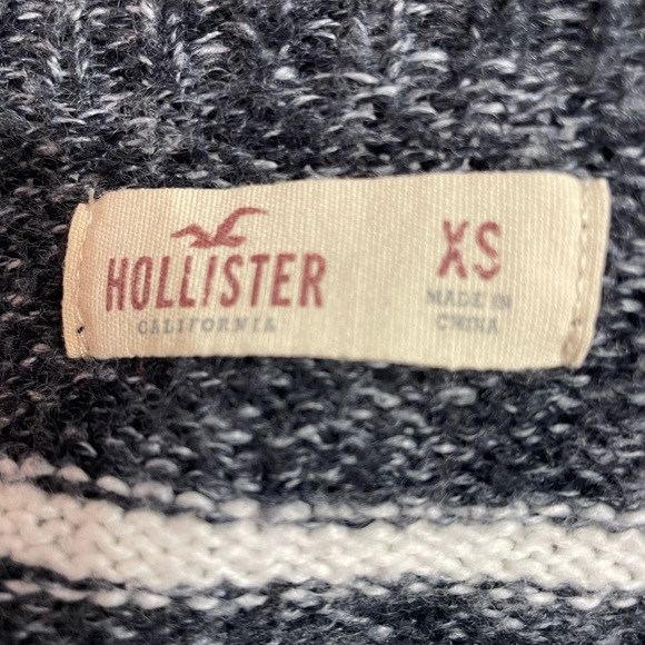 Hollister- Fringed Cardigan size XS - Picture 3 of 7